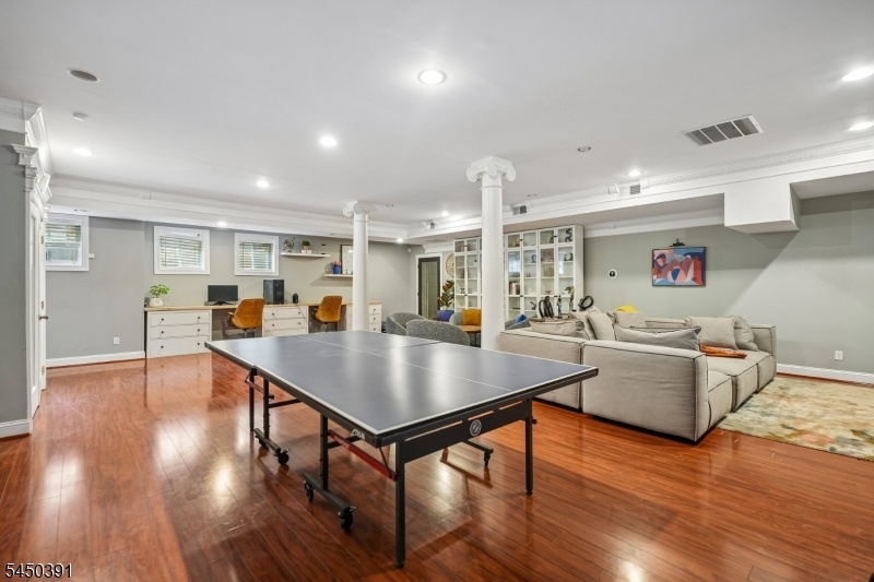 Huge Recreation Room