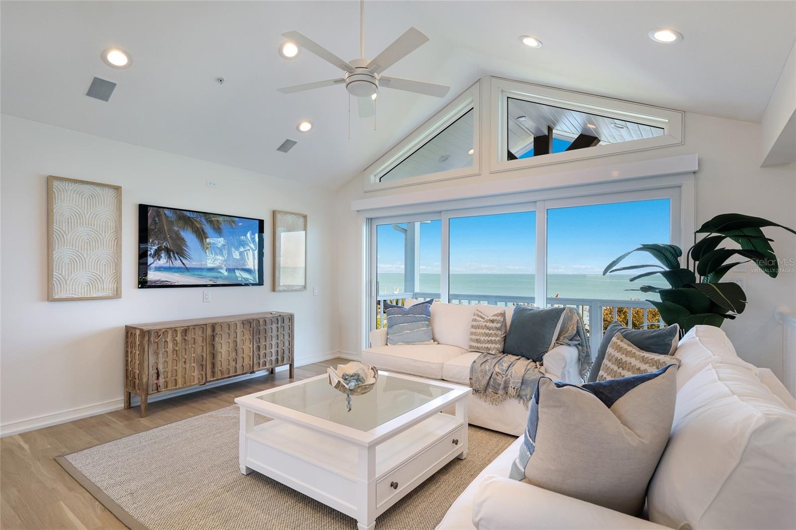 House is virtually staged