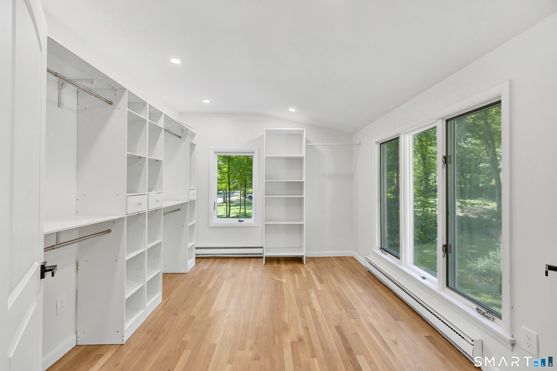 Walk In Closet