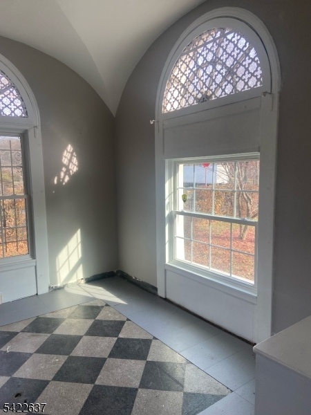 Sunny Room