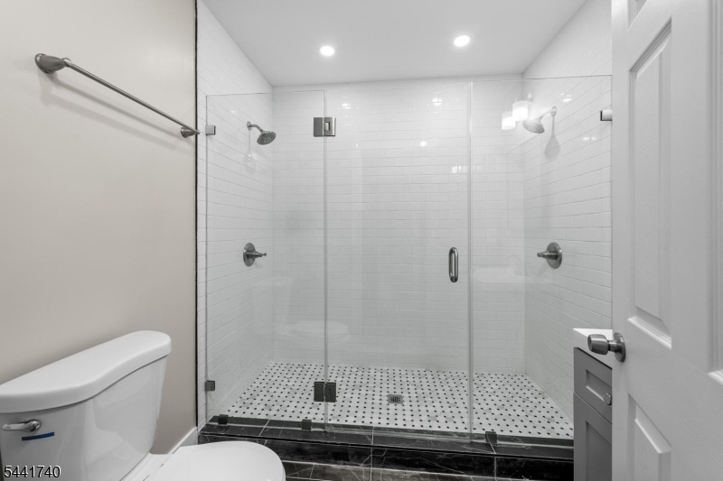2nd floor bath