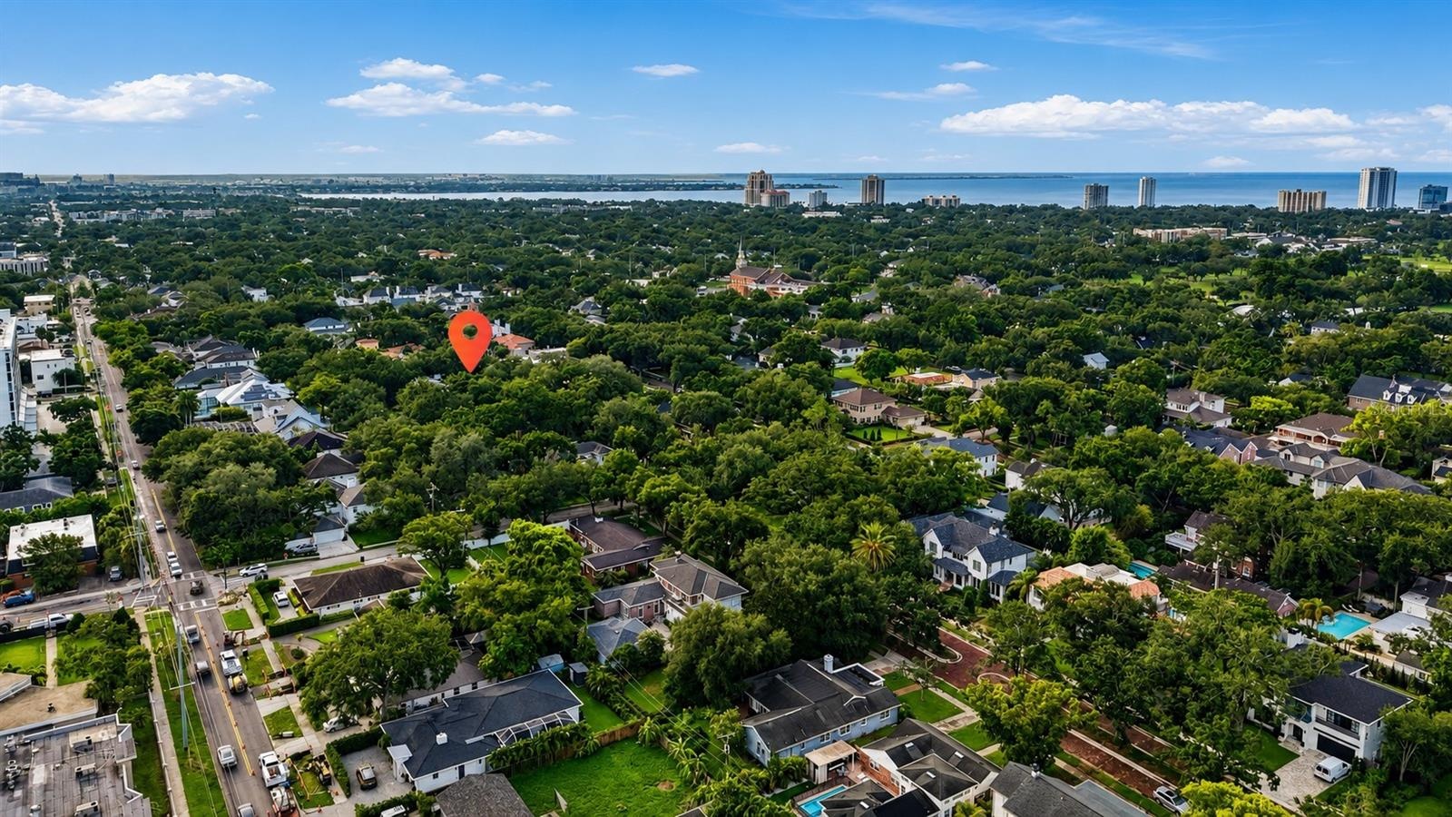 Bayshore, Downtown Tampa, and Hyde Park nearby