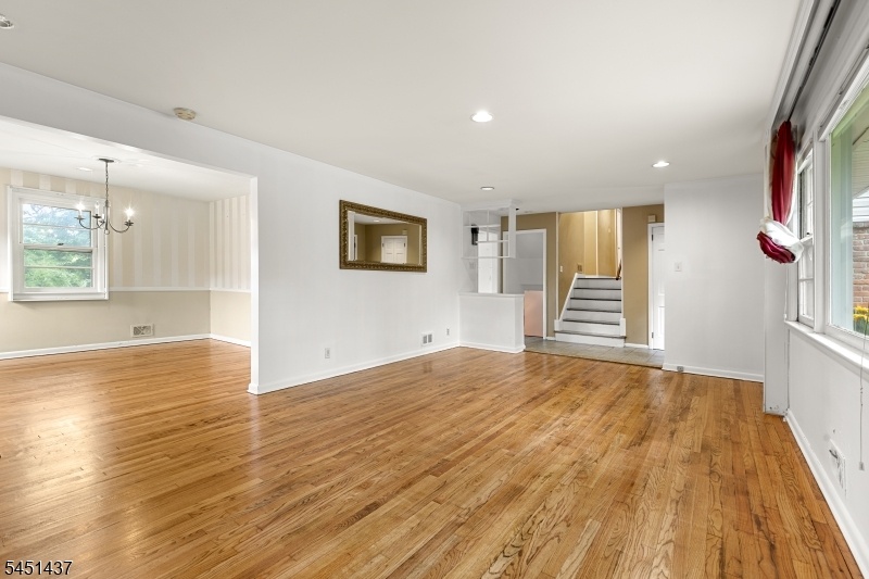 Living Room 4