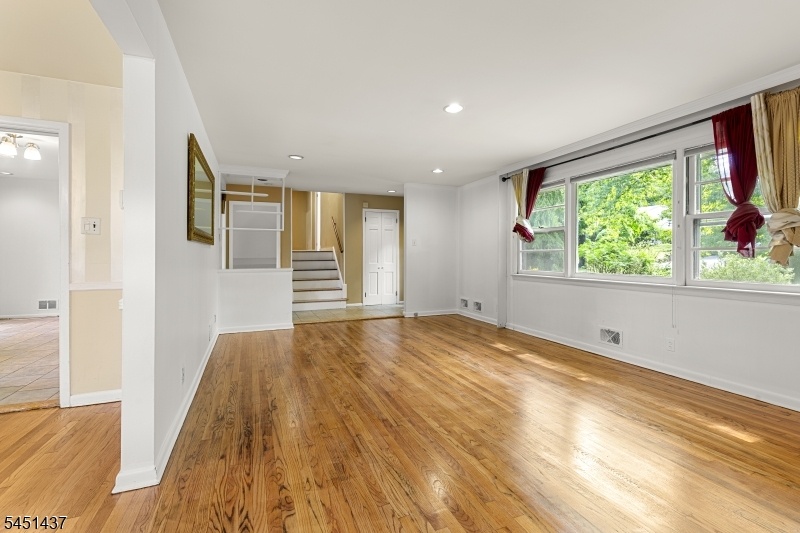 Living Room 5