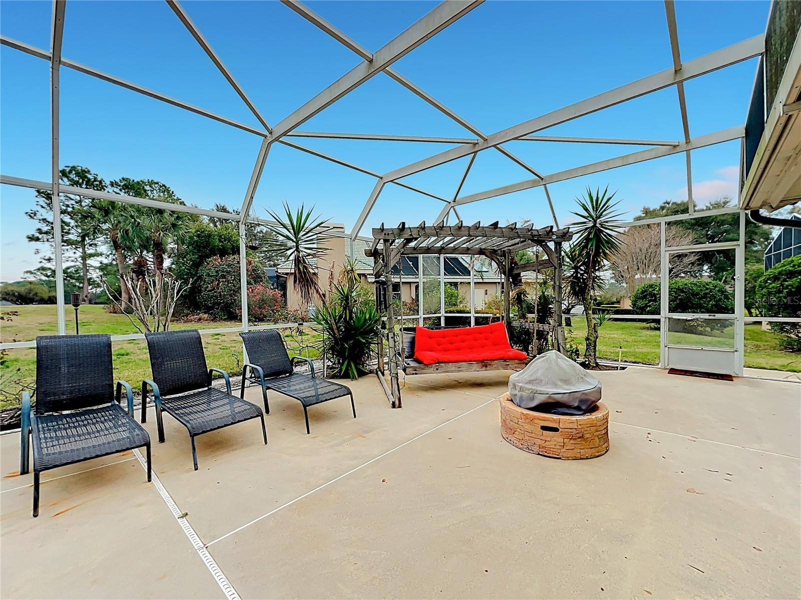 POOL DECK