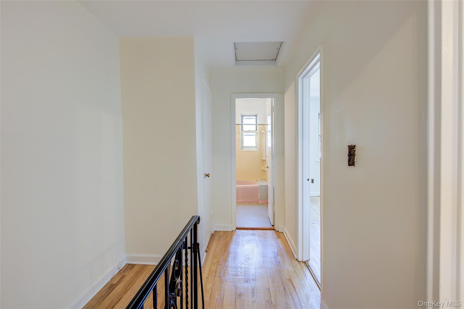 Upstairs Hallway R