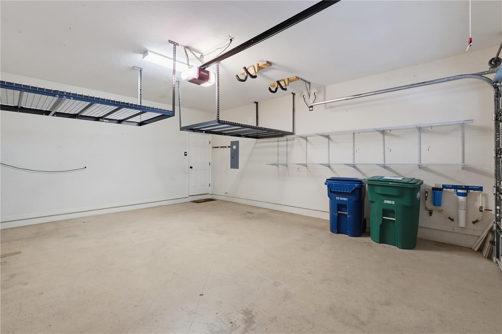 Garage 2