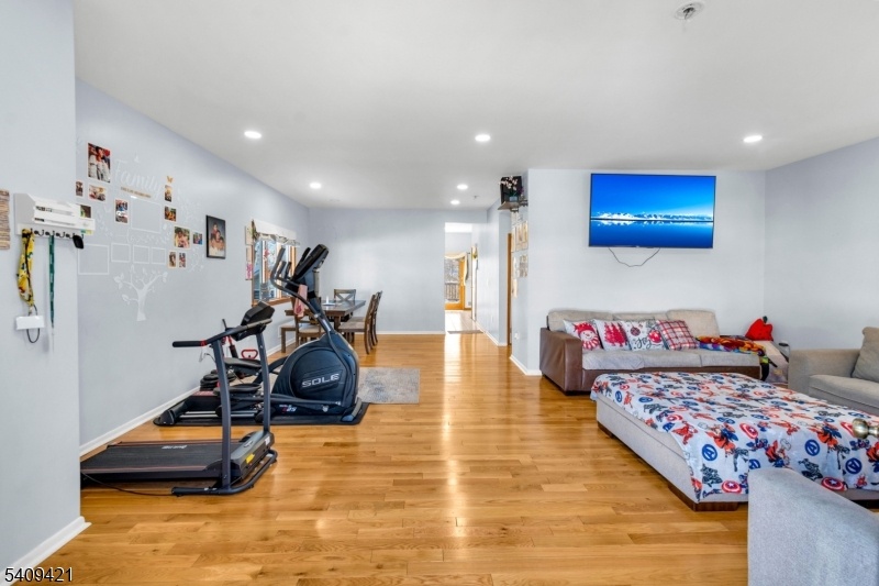 Living room / Dining room