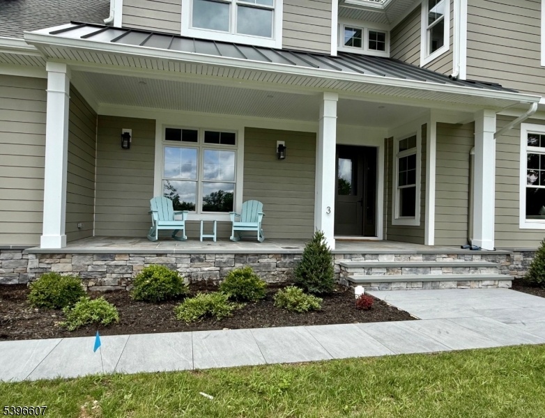 Love this porch!