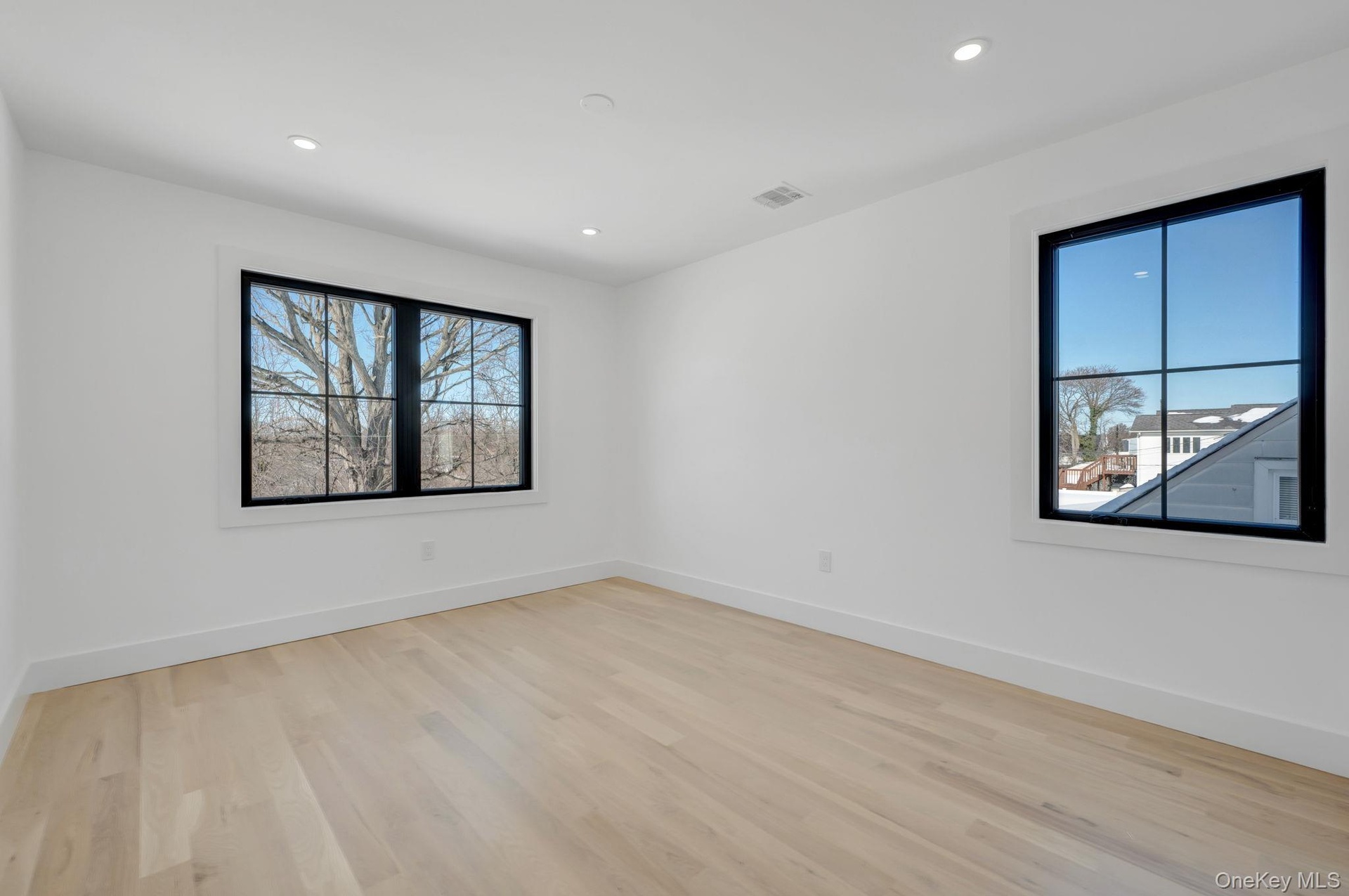 Well proportioned bedroom with great natural light and comfortable layout.