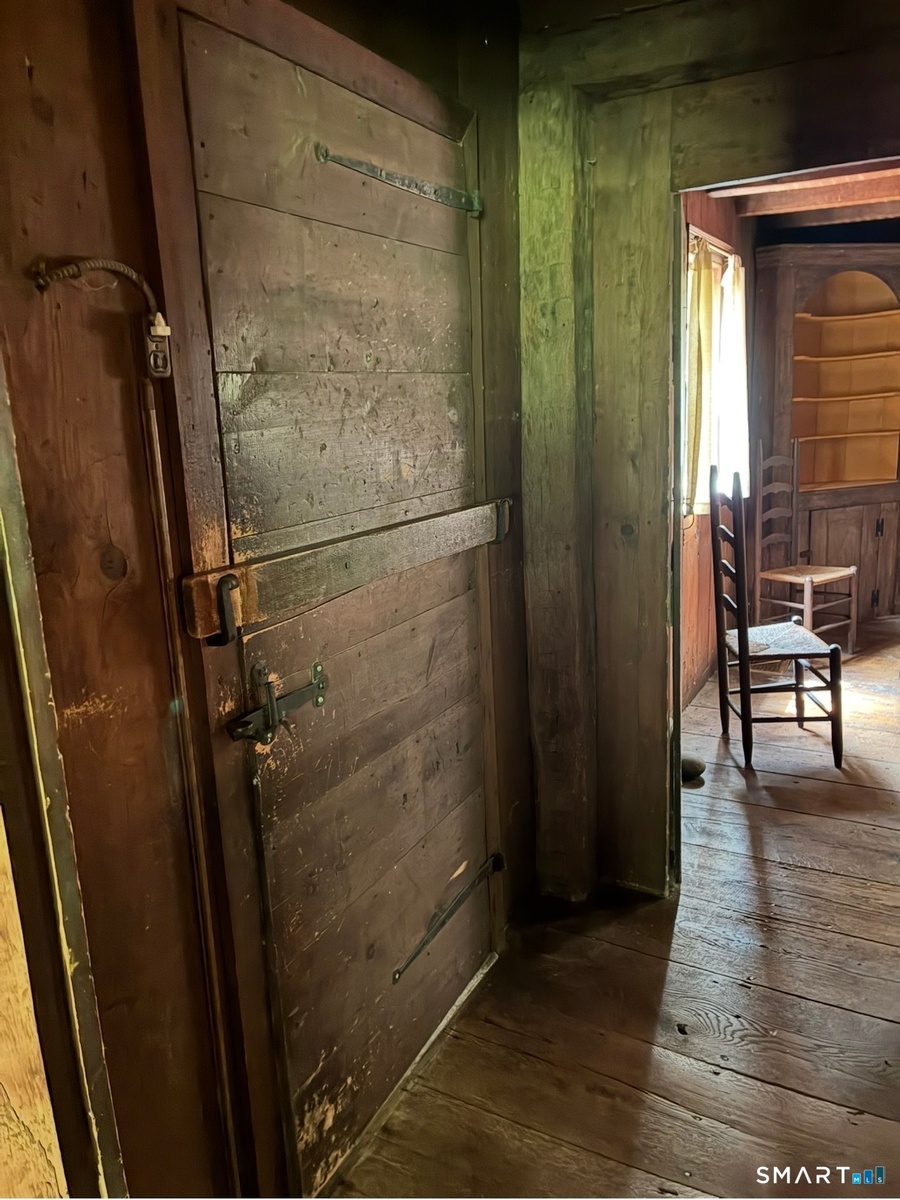 Entrance Foyer