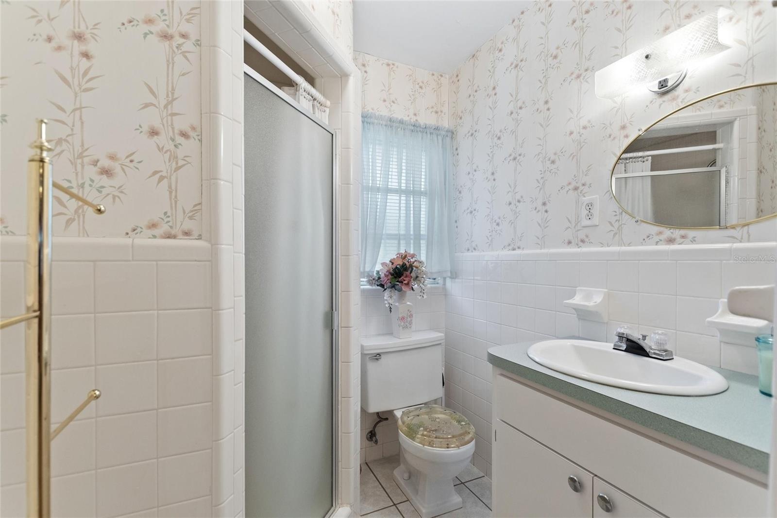 Private suite ensuite.