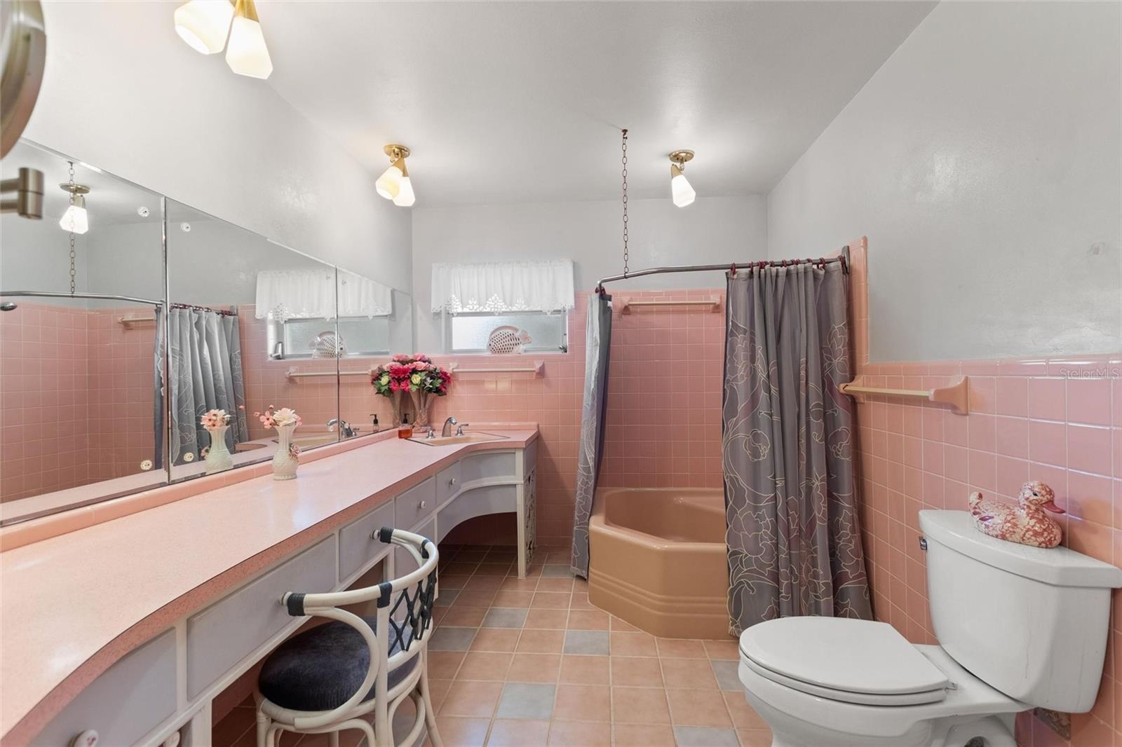 Guest bathroom!