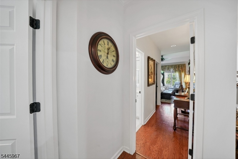 Hallway to primary bedroom