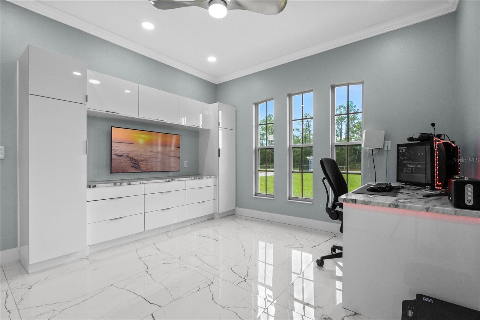 Office/Bedroom 4