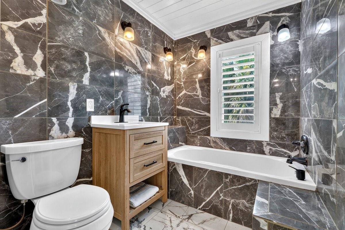 Guest BR #4 Ensuite