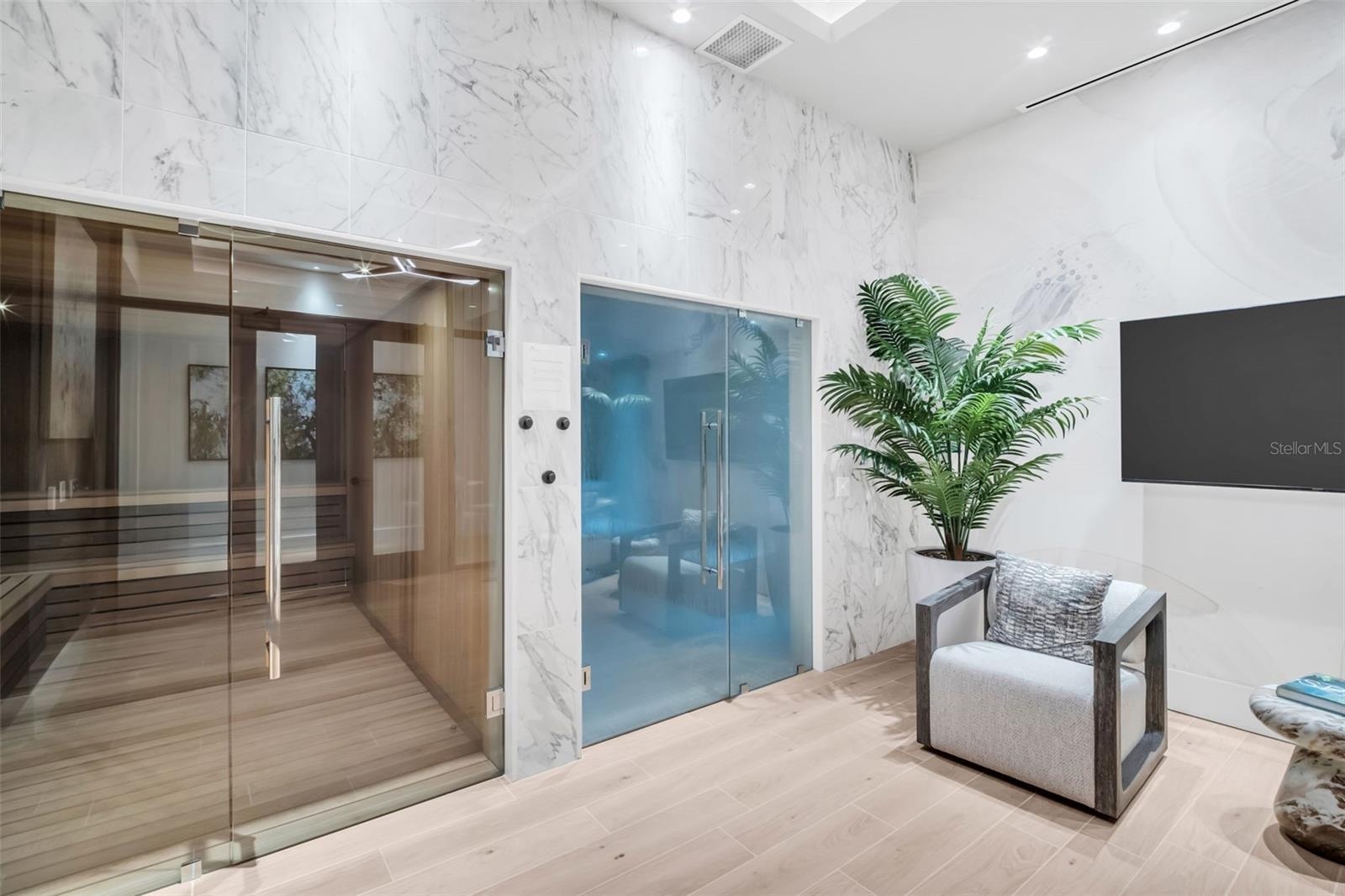 Sauna & Steam Room