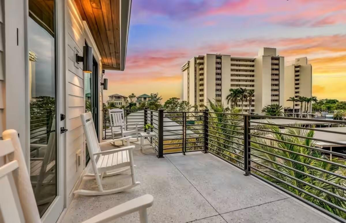 85 AVENIDA MESSINA, SARASOTA FL 34242 MLS#A4686937