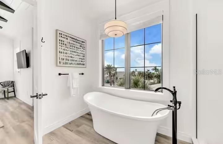 85 AVENIDA MESSINA, SARASOTA FL 34242 MLS#A4686937