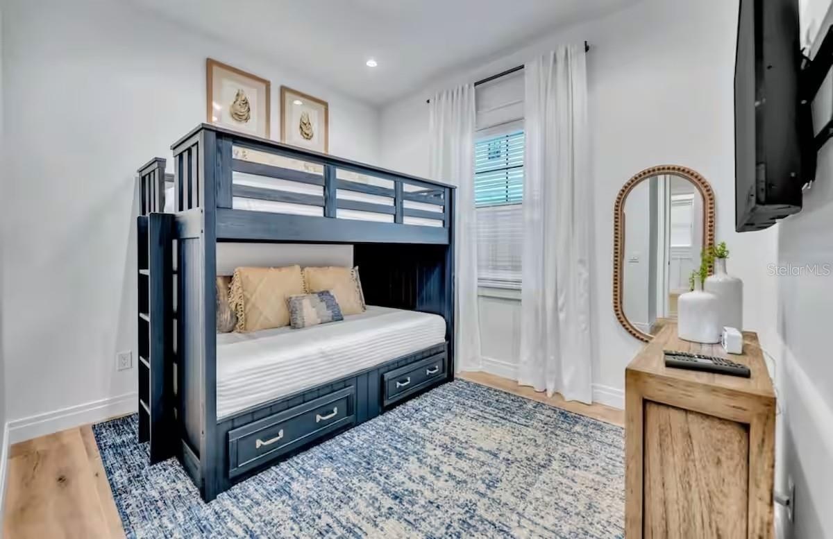 85 AVENIDA MESSINA, SARASOTA FL 34242 MLS#A4686937bedroom
