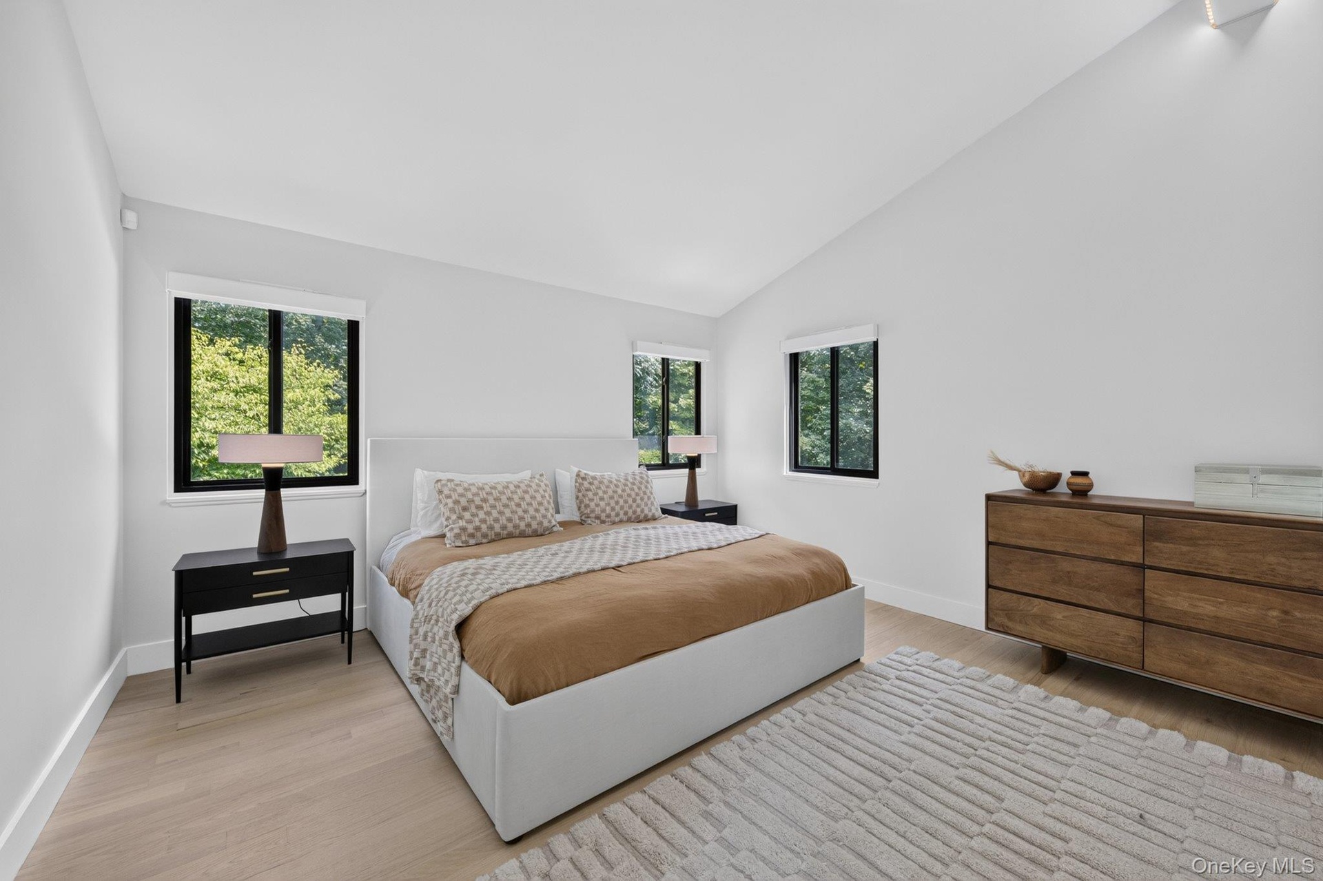 Upstairs Primary Bedroom