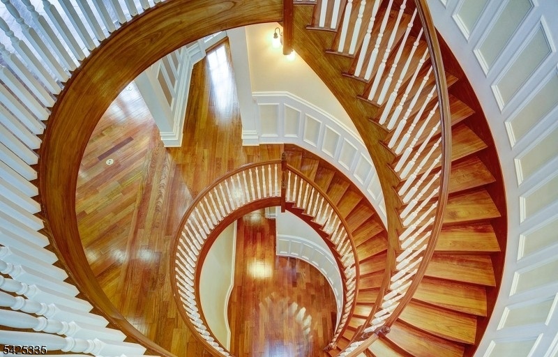 Grand Staircase
