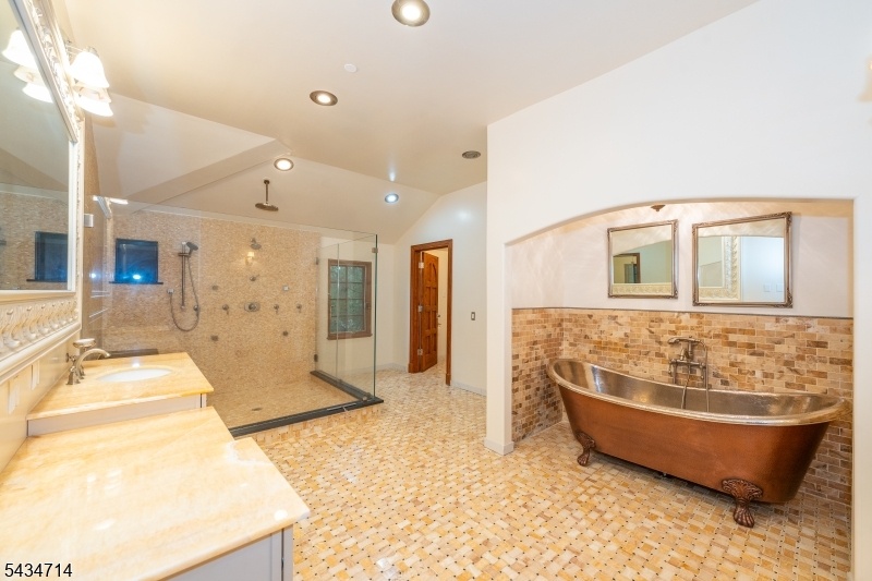 full bath