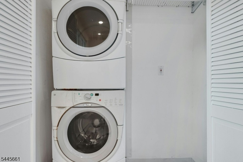 WASHER/DRYER