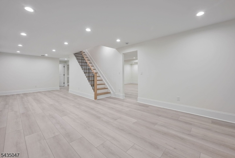 Steps down to basement