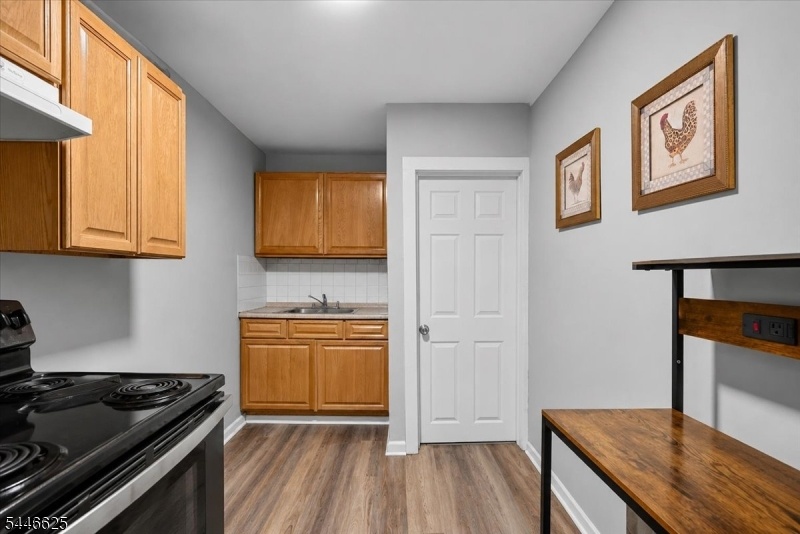 3rd fl kitchen