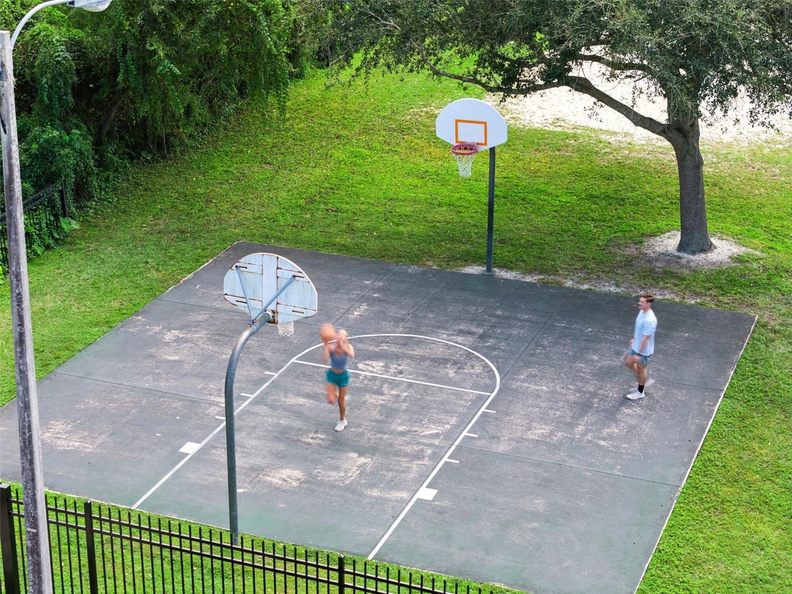 Sweetwater Bea Courtch Park Basketball
