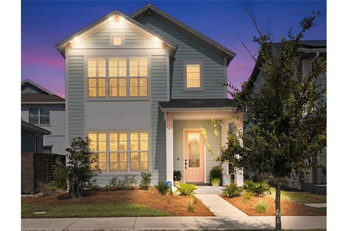 This Exquisite David Weekly Home stands out from the rest!