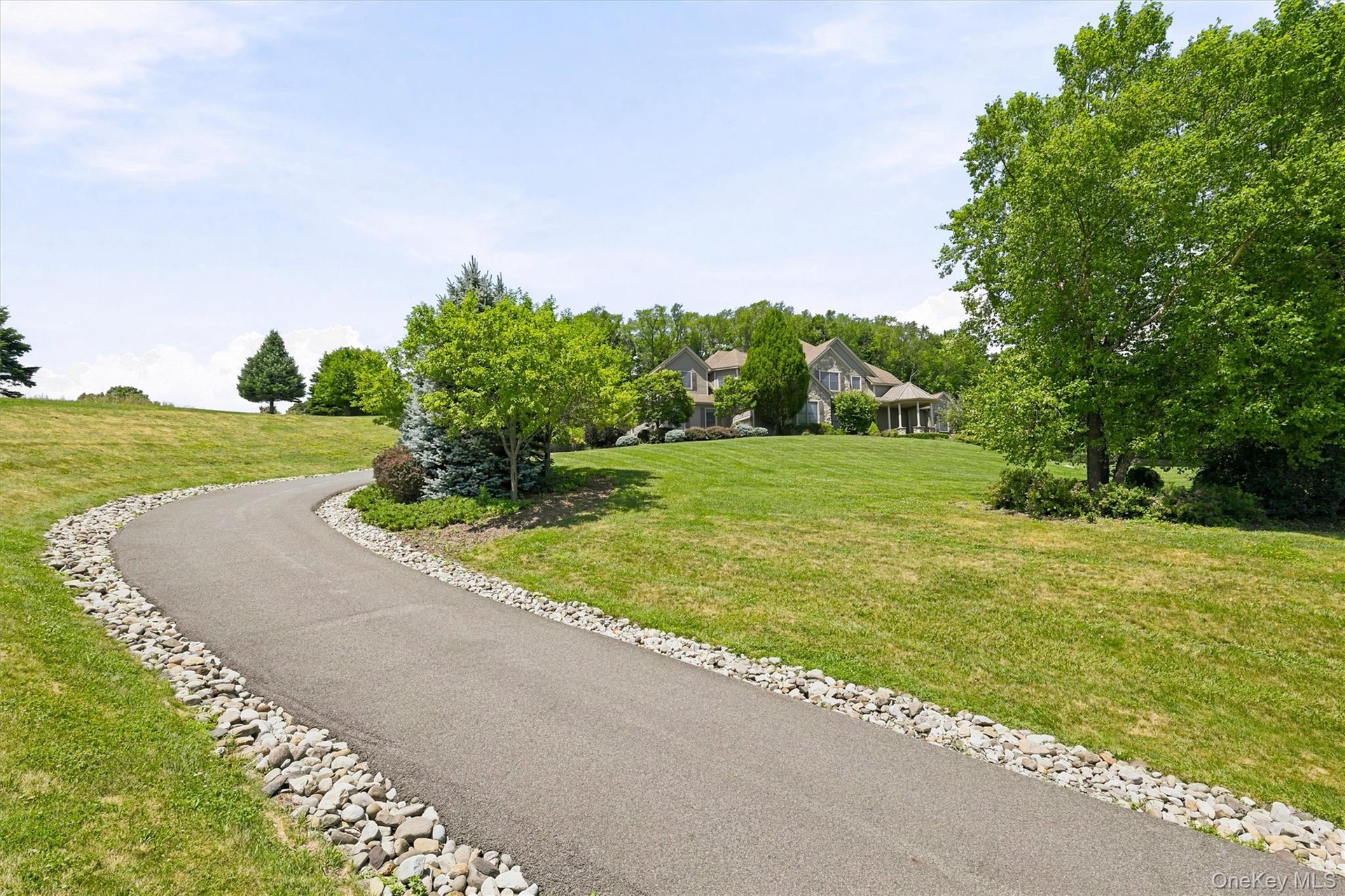 Driveway approach