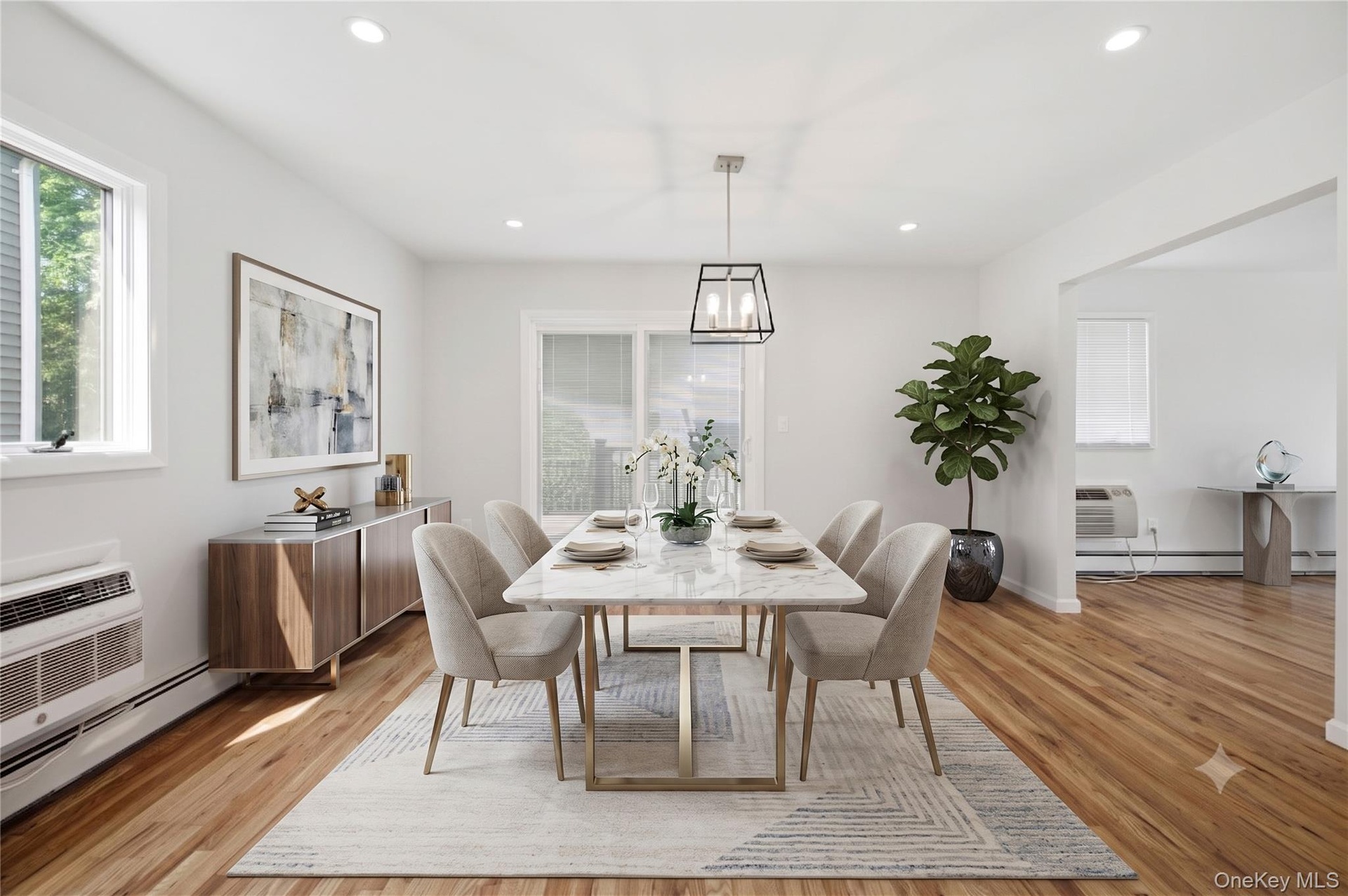 virtually staged dinning room