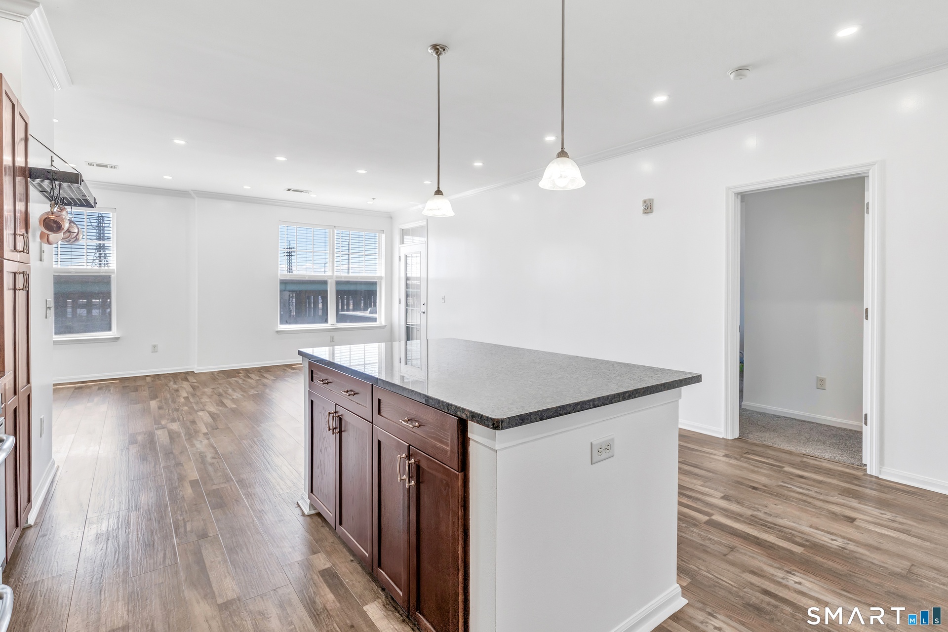 Island Kitchen