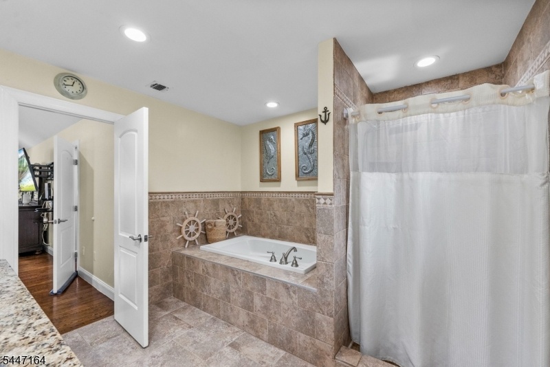 Primary Full Bath