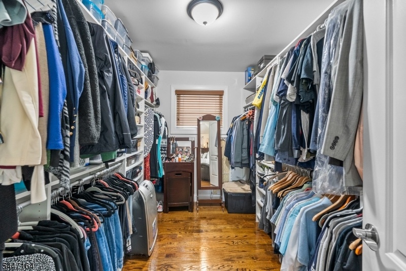 Walk In Closet