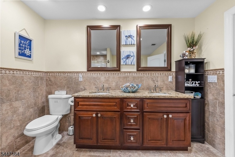 Primary Full Bath