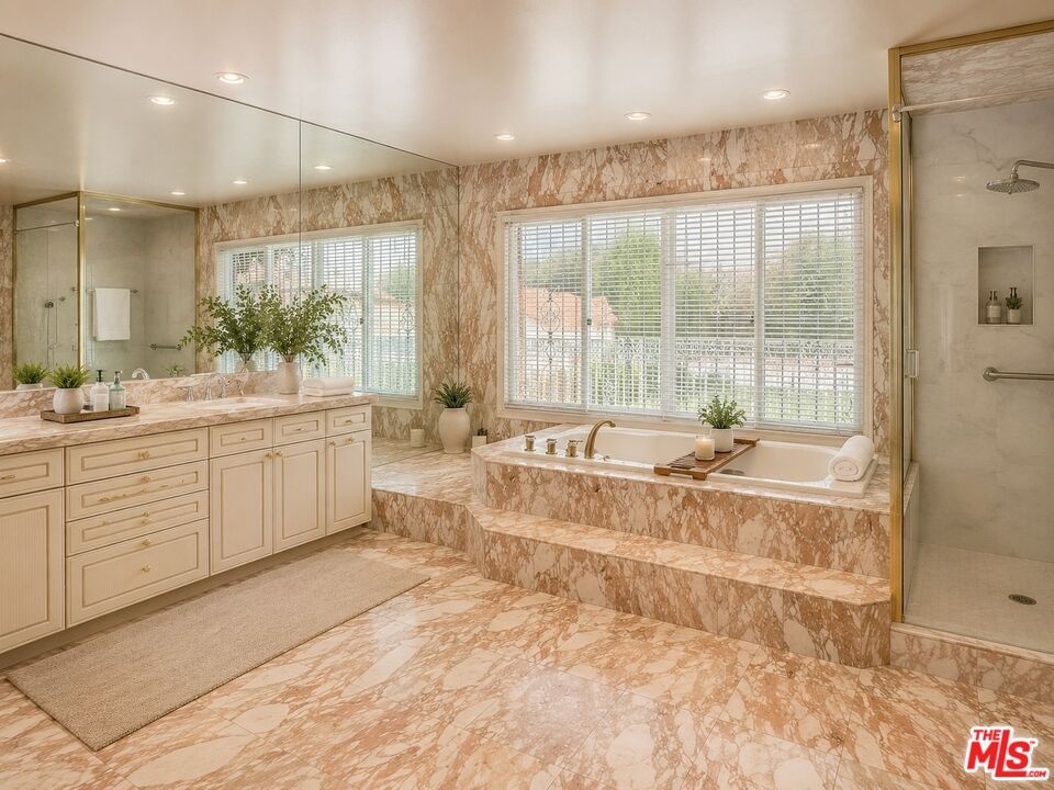 virtually staged primary bath