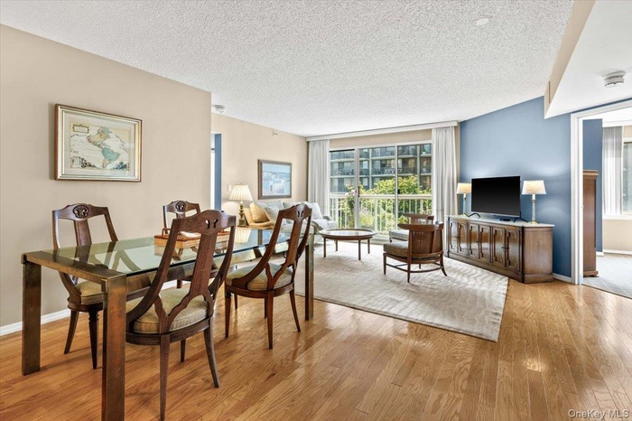 Welcome home to 10 Stewart Place, 7FW