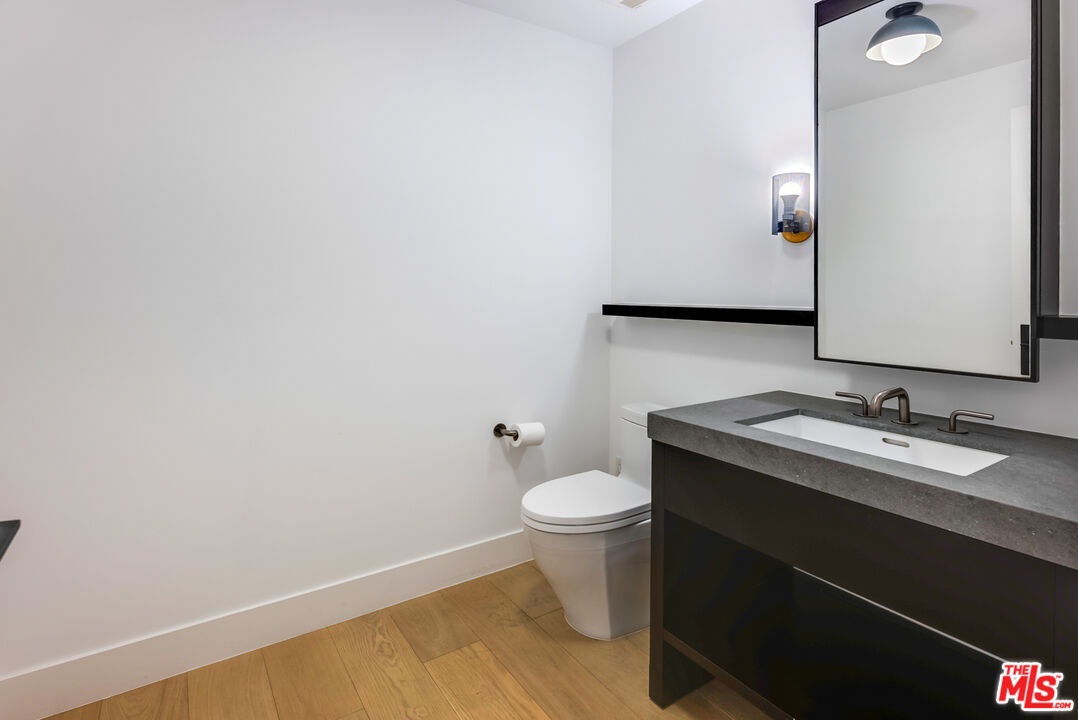 Powder room