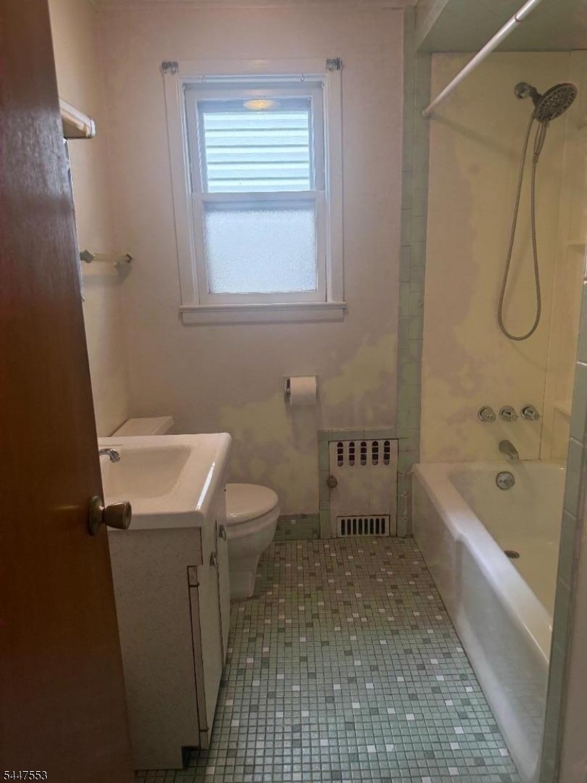 FULL BATH