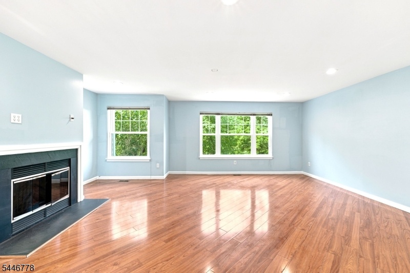 Hall_fireplace5