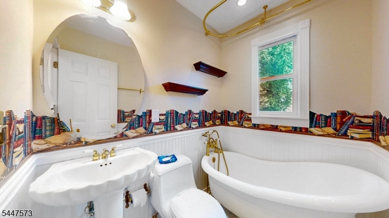 full bath 1st fl