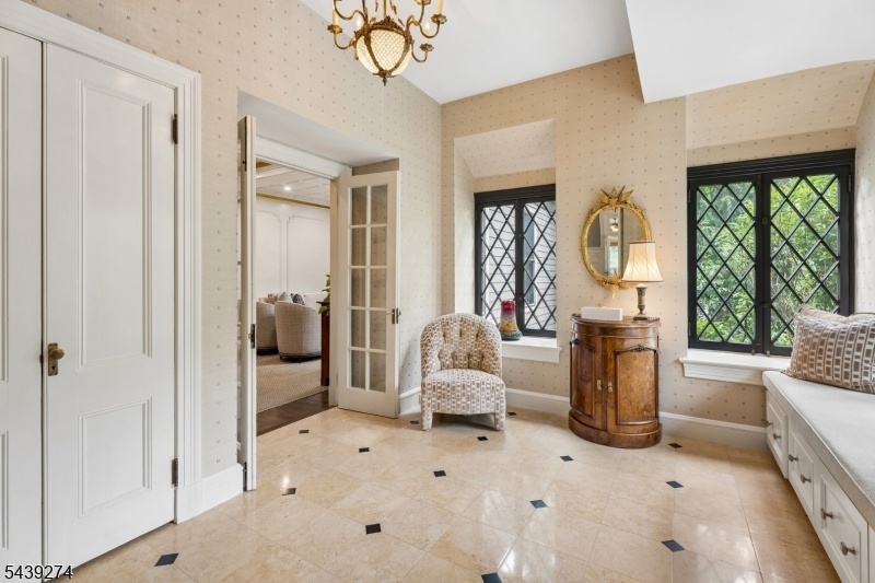 Entrance Hall, Radiant Heat