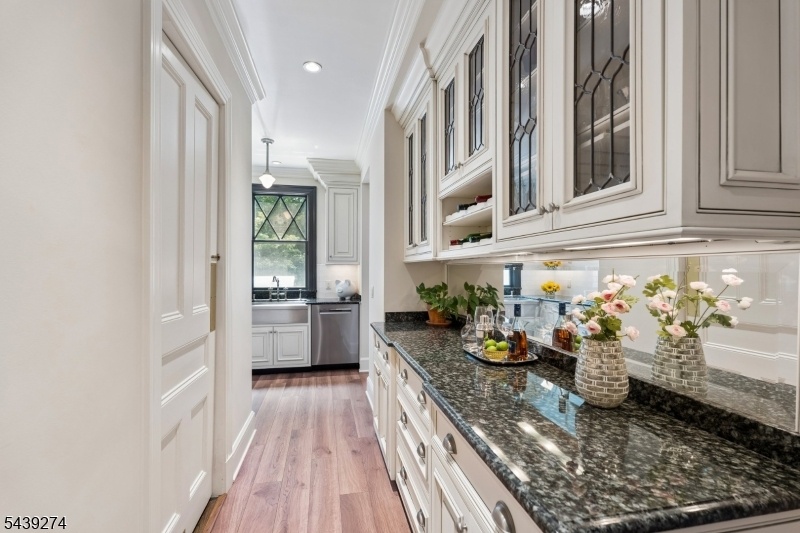 Butler's Pantry