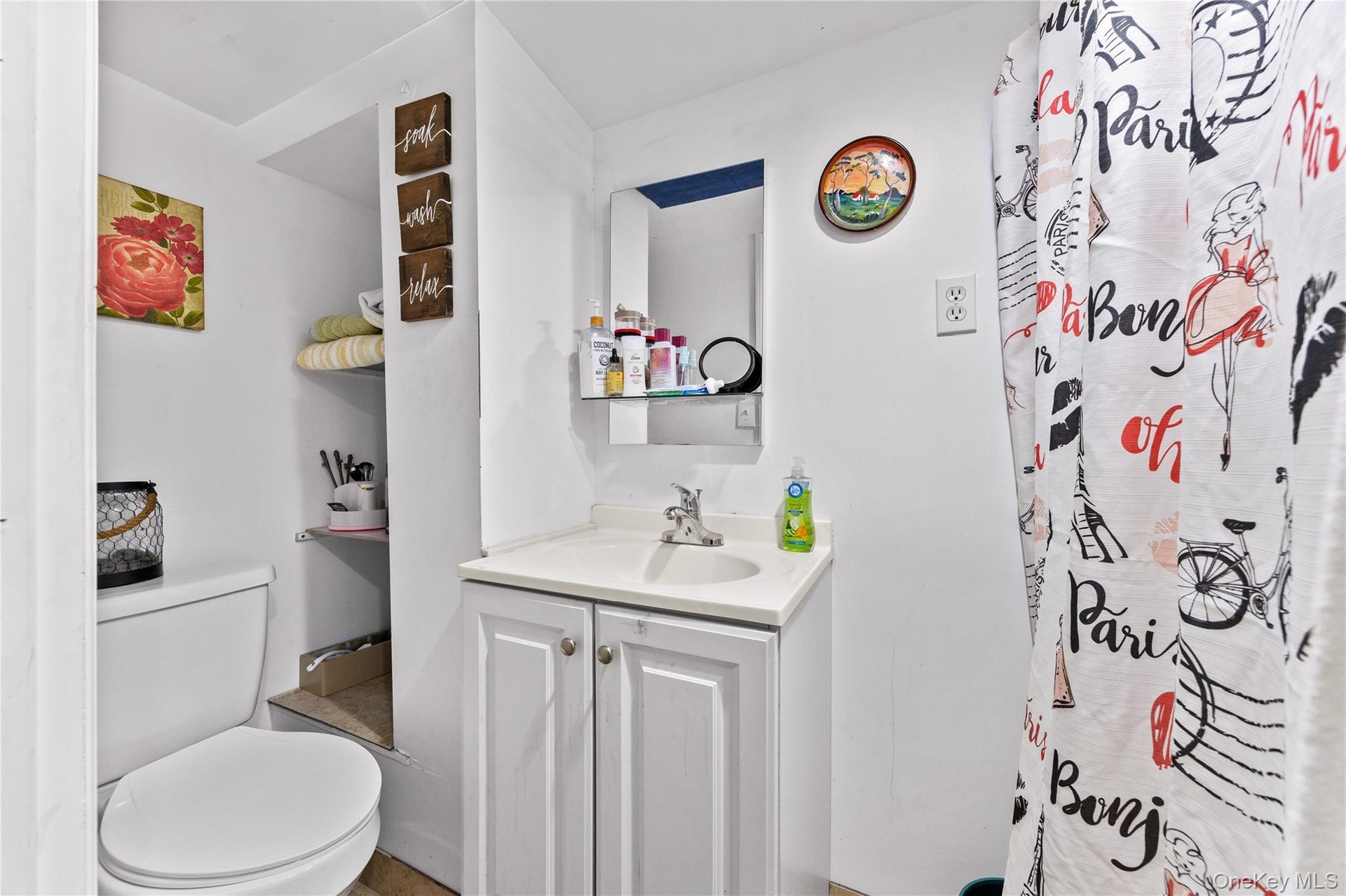 Full Bathroom