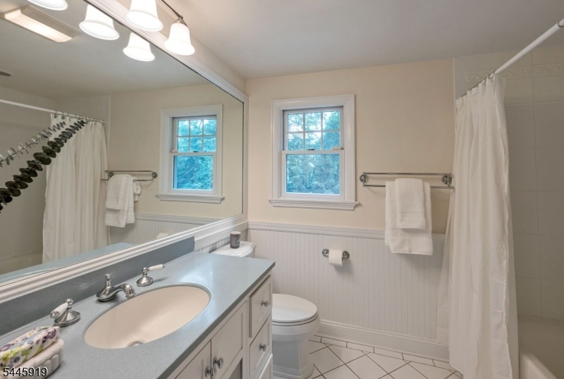 Shared Bath with Tub