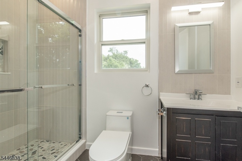 1st floor Bathroom