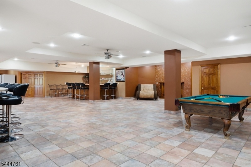 Lower Level (3 of 4)